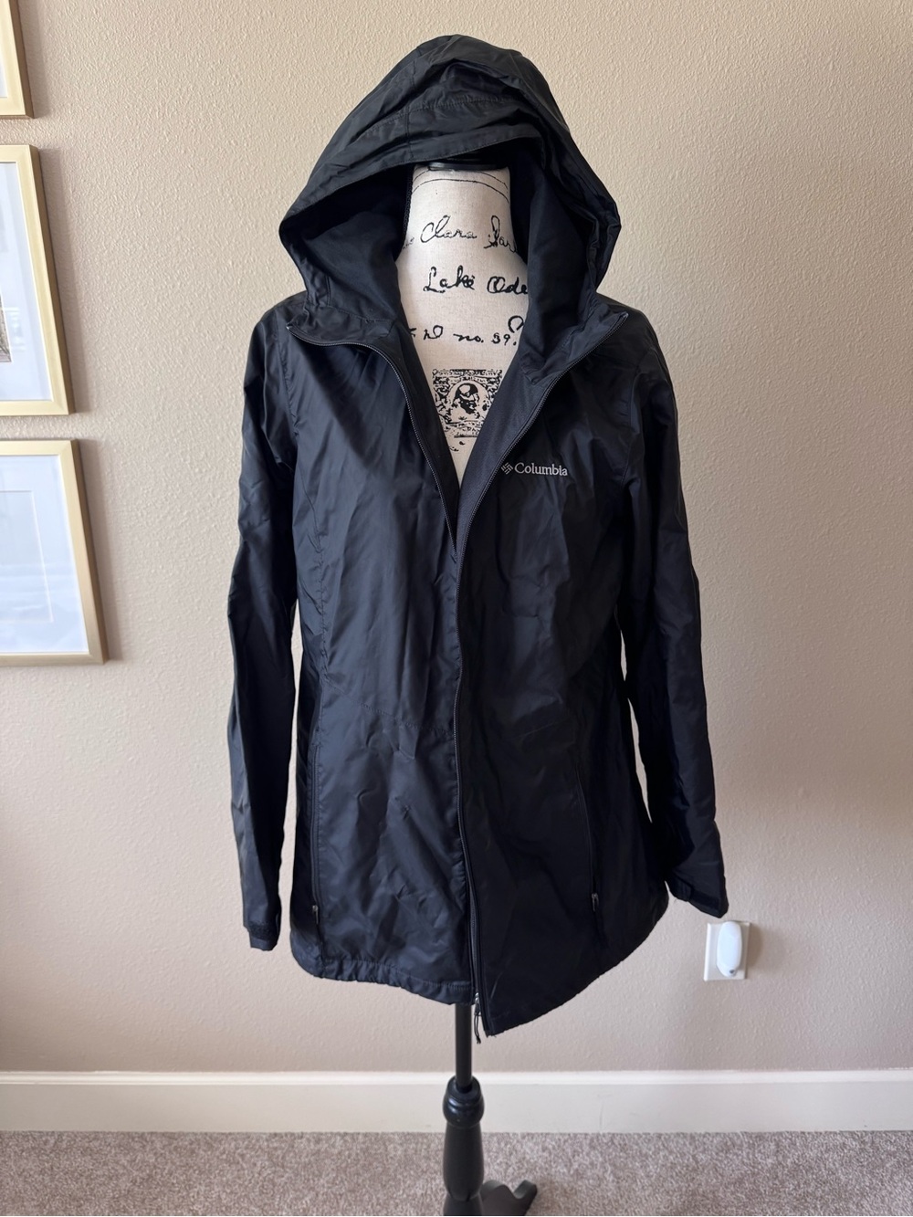 Columbia Women's Black Hooded Shell Jacket